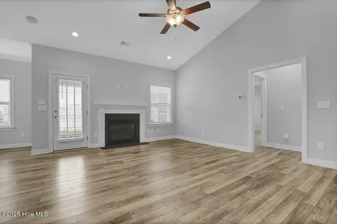 95 Collins Way Hampstead NC 28443