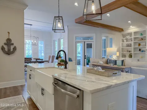 53 Ballast Point Road Hampstead NC 28443