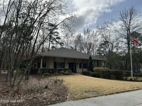 1213 Bayside Circle W Wilmington NC 28405