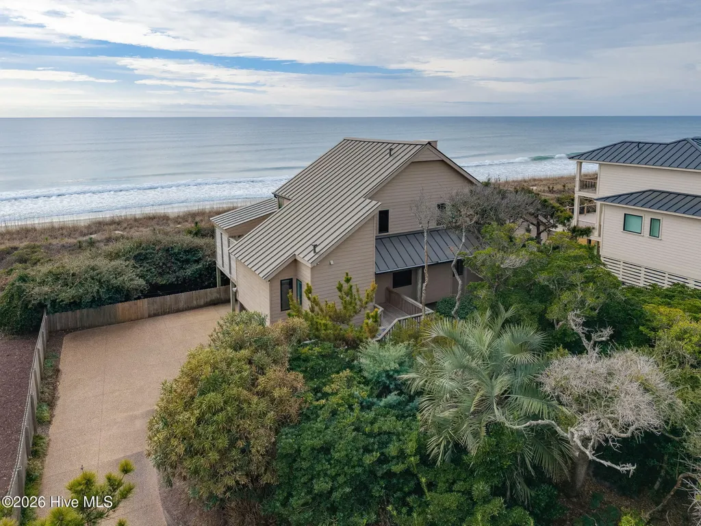 111 Dogwood Circle Pine Knoll Shores NC 28512