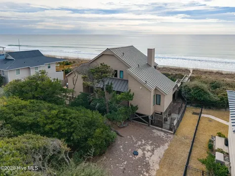 111 Dogwood Circle Pine Knoll Shores NC 28512