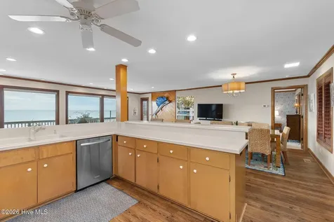 111 Dogwood Circle Pine Knoll Shores NC 28512