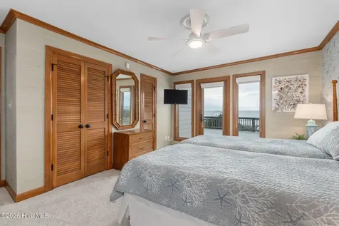 111 Dogwood Circle Pine Knoll Shores NC 28512