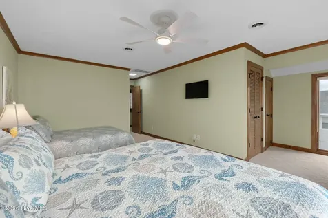 111 Dogwood Circle Pine Knoll Shores NC 28512