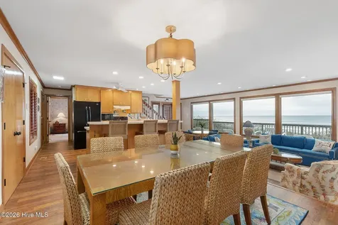 111 Dogwood Circle Pine Knoll Shores NC 28512