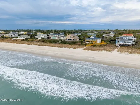 111 Dogwood Circle Pine Knoll Shores NC 28512