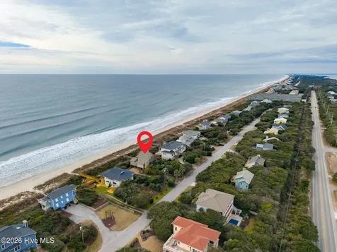 111 Dogwood Circle Pine Knoll Shores NC 28512