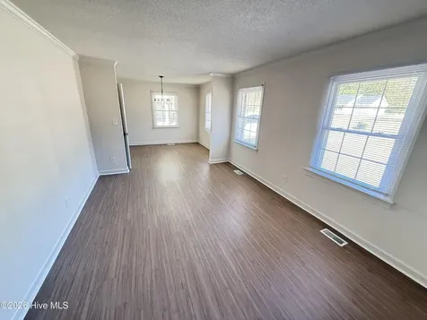 207 Avalon Lane Greenville NC 27858