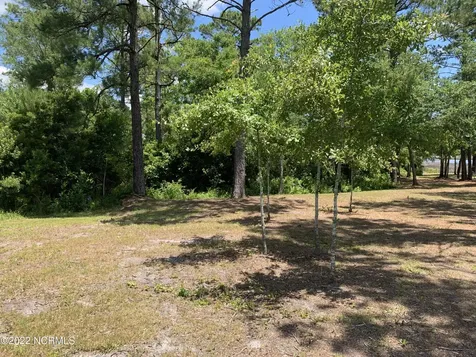276 E Ivybridge Drive Hubert NC 28539