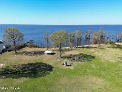 705 Coral Lane Edenton NC 27932