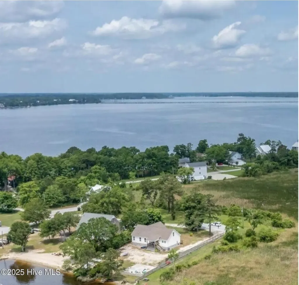 53 Bayside Drive New Bern NC 28560
