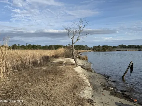 53 Bayside Drive New Bern NC 28560