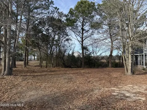 53 Bayside Drive New Bern NC 28560