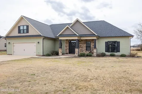 129 Cedar Lake Lane Clinton NC 28328