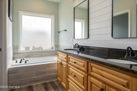 129 Cedar Lake Lane Clinton NC 28328