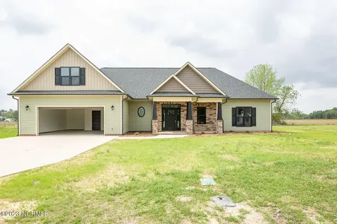 129 Cedar Lake Lane Clinton NC 28328