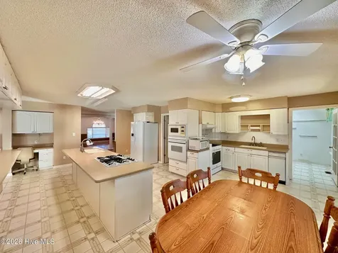 152 Shady Oak Drive Hertford NC 27944
