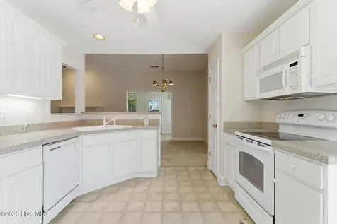 5243 Minnesota Drive SE Southport NC 28461