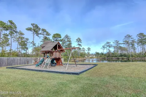 355 Landon Lane Sneads Ferry NC 28460