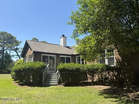 5718 Sloop Court New Bern NC 28560