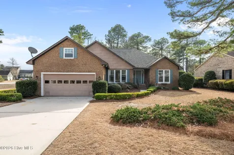 5718 Sloop Court New Bern NC 28560
