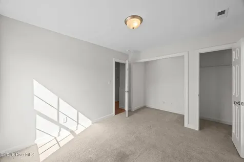 9329 Doris Drive Oriental NC 28571