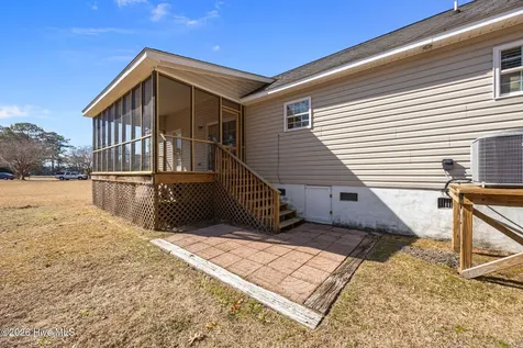 9329 Doris Drive Oriental NC 28571