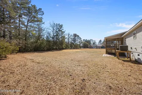 9329 Doris Drive Oriental NC 28571