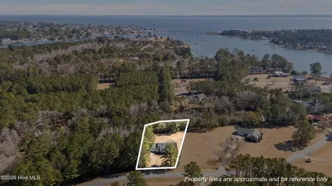 9329 Doris Drive Oriental NC 28571