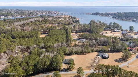 9329 Doris Drive Oriental NC 28571