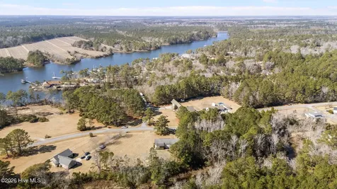 9329 Doris Drive Oriental NC 28571