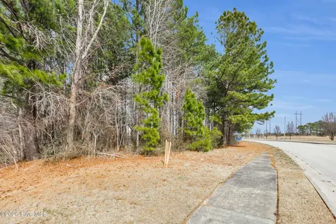 134 Williamsburg Parkway Jacksonville NC 28546
