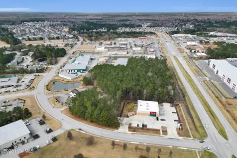 134 Williamsburg Parkway Jacksonville NC 28546