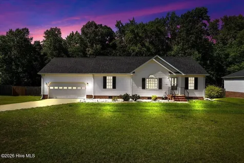 304 Marlin Lane Pikeville NC 27863