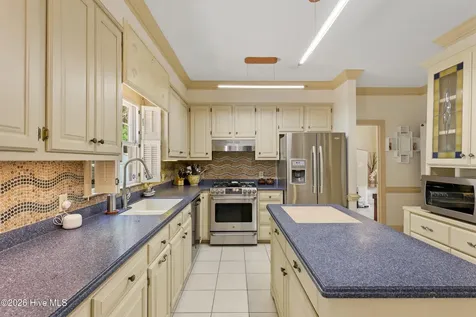 1422 Bexley Drive Wilmington NC 28412