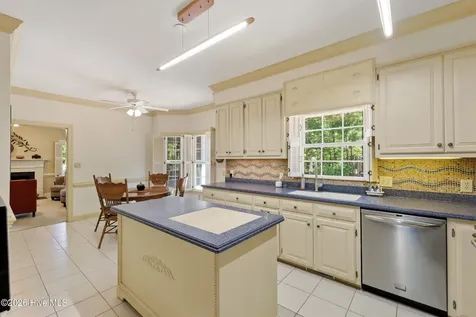 1422 Bexley Drive Wilmington NC 28412