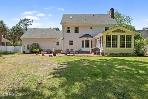 1422 Bexley Drive Wilmington NC 28412