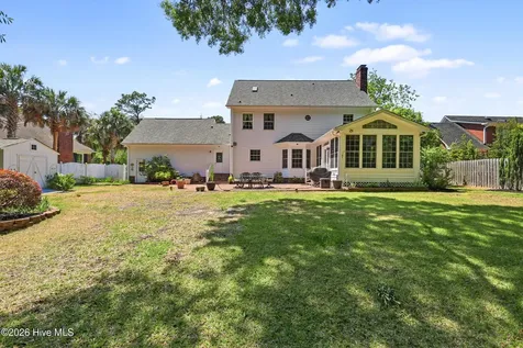 1422 Bexley Drive Wilmington NC 28412