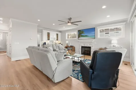 1607 E Yacht Drive Oak Island NC 28465
