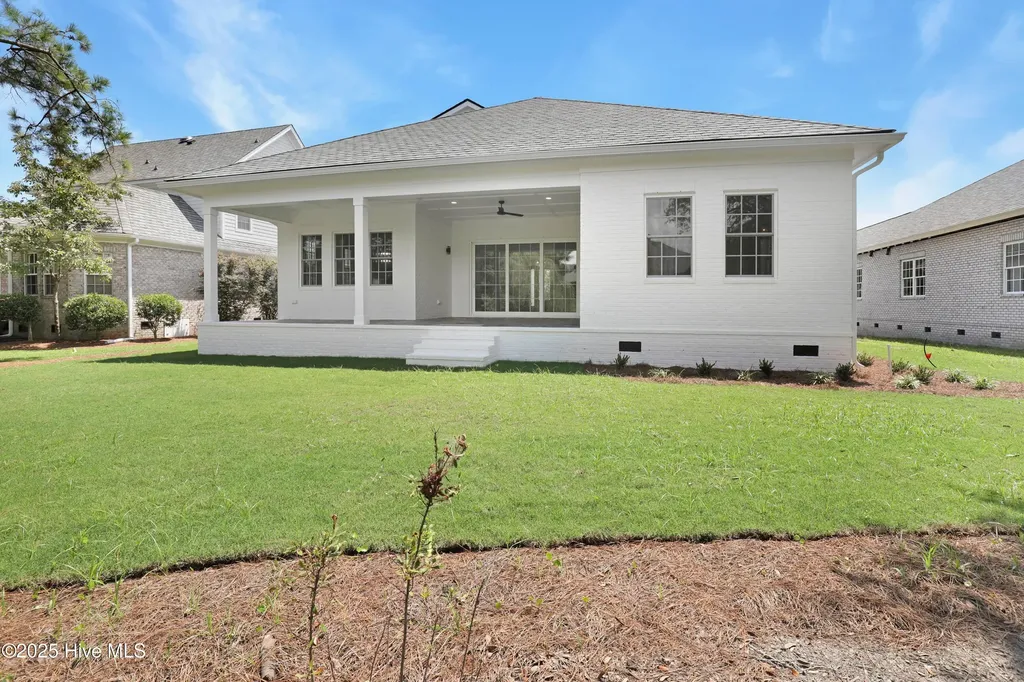 2024 Bay Colony Lane Wilmington NC 28405