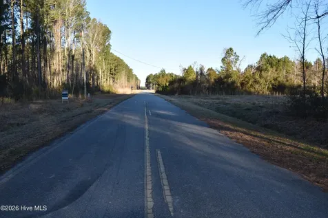 97 Mcgowan Road Bath NC 27808