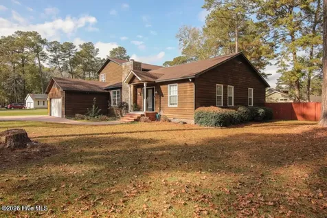 1516 Candlewick Drive Greenville NC 27834