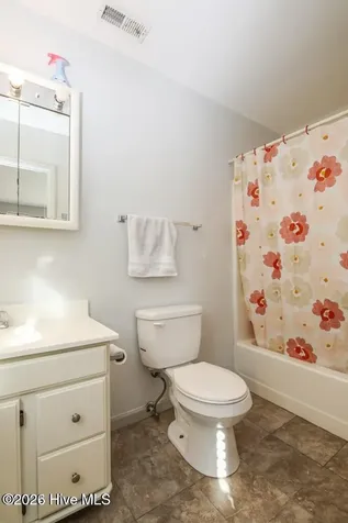 1516 Candlewick Drive Greenville NC 27834