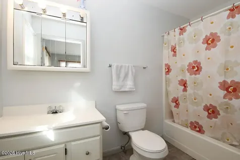 1516 Candlewick Drive Greenville NC 27834