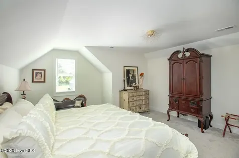 402 Taylorwood Drive Beaufort NC 28516