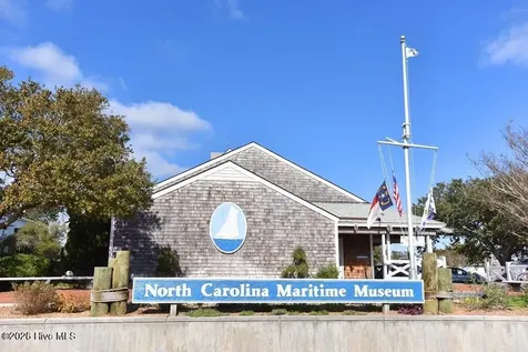 402 Taylorwood Drive Beaufort NC 28516