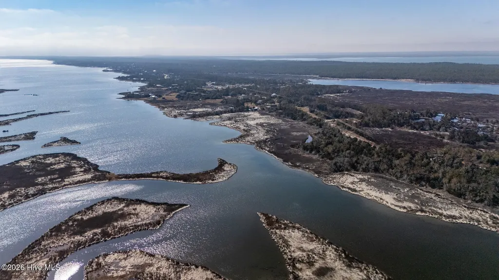 429 Lola Road Cedar Island NC 28520