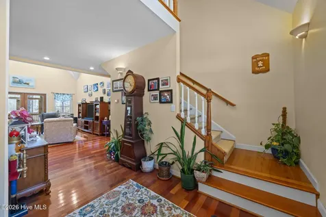 33 Neuse Winds Drive Oriental NC 28571
