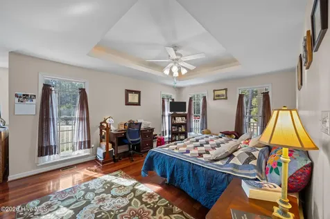 33 Neuse Winds Drive Oriental NC 28571