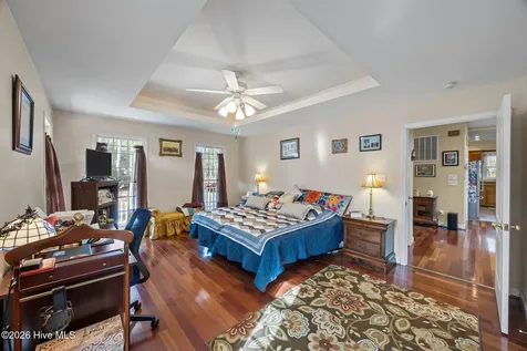 33 Neuse Winds Drive Oriental NC 28571
